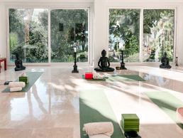 Yoga Retreat in Mallorca - Balance mit Helene Wallaert Raum Meditation Achtsamkeit